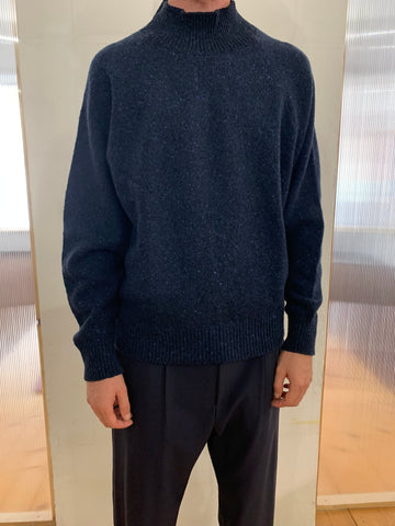 PETER BY THUNDERBOLT - WARM SWEATER - Super Wool Knit Navy/Blue