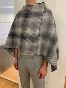 EASTWOOD - WOOL PONCHO - CHECK GREY